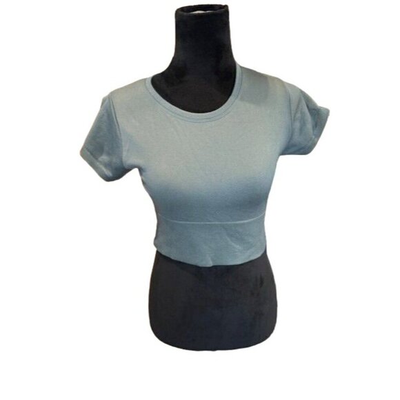 Offline Women's Blue Crop Athletic Top Size Small - Picture 2 of 7